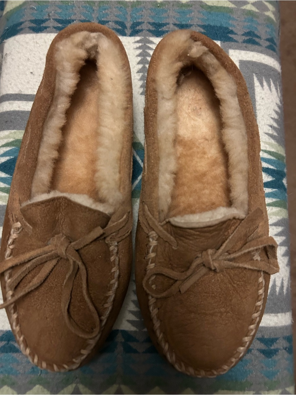 Minnetonka Moccasin Chestnut Shearling-Lined Women's Slippers